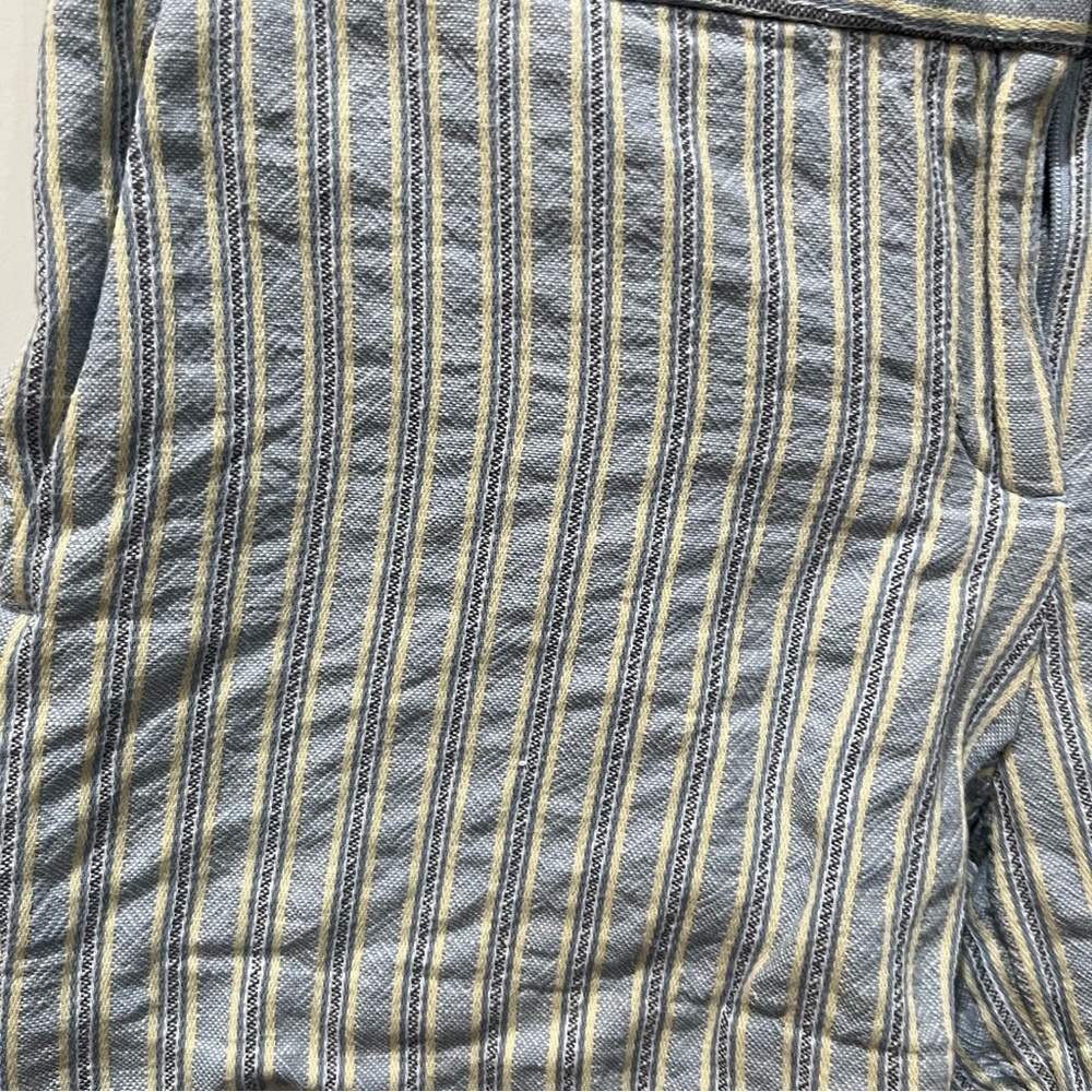 LOFT Size 4 Lightweight Shorts - Picture 2 of 6
